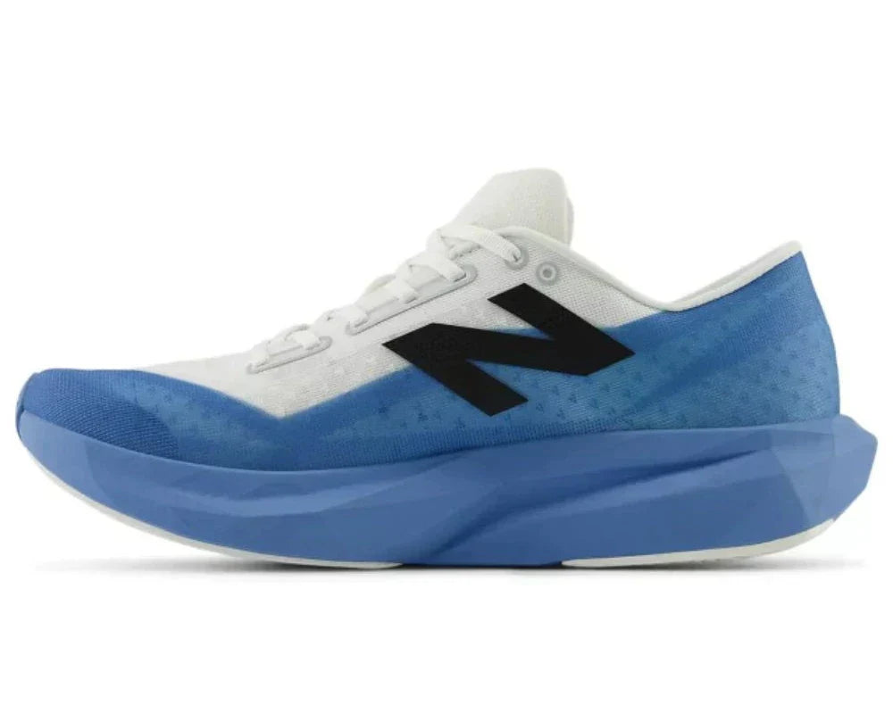 Tênis New Balance FuelCell Rebel V4 Azul/Branco