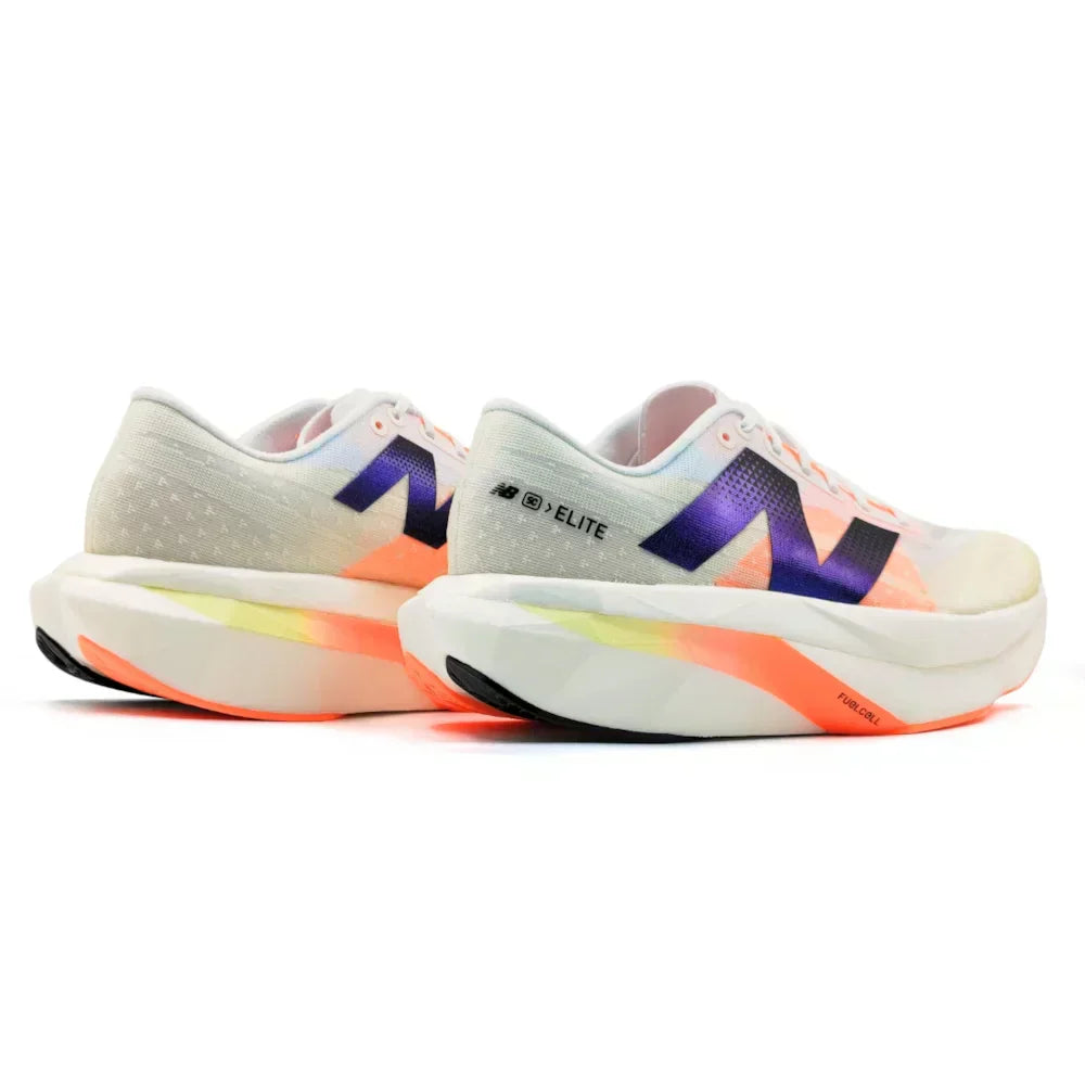 Tênis New Balance FuelCell Supercomp Elite V4 - Bege/Laranja